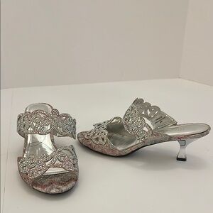 J.Renee Elegant Silver and Pink Shimmer Heels 8W